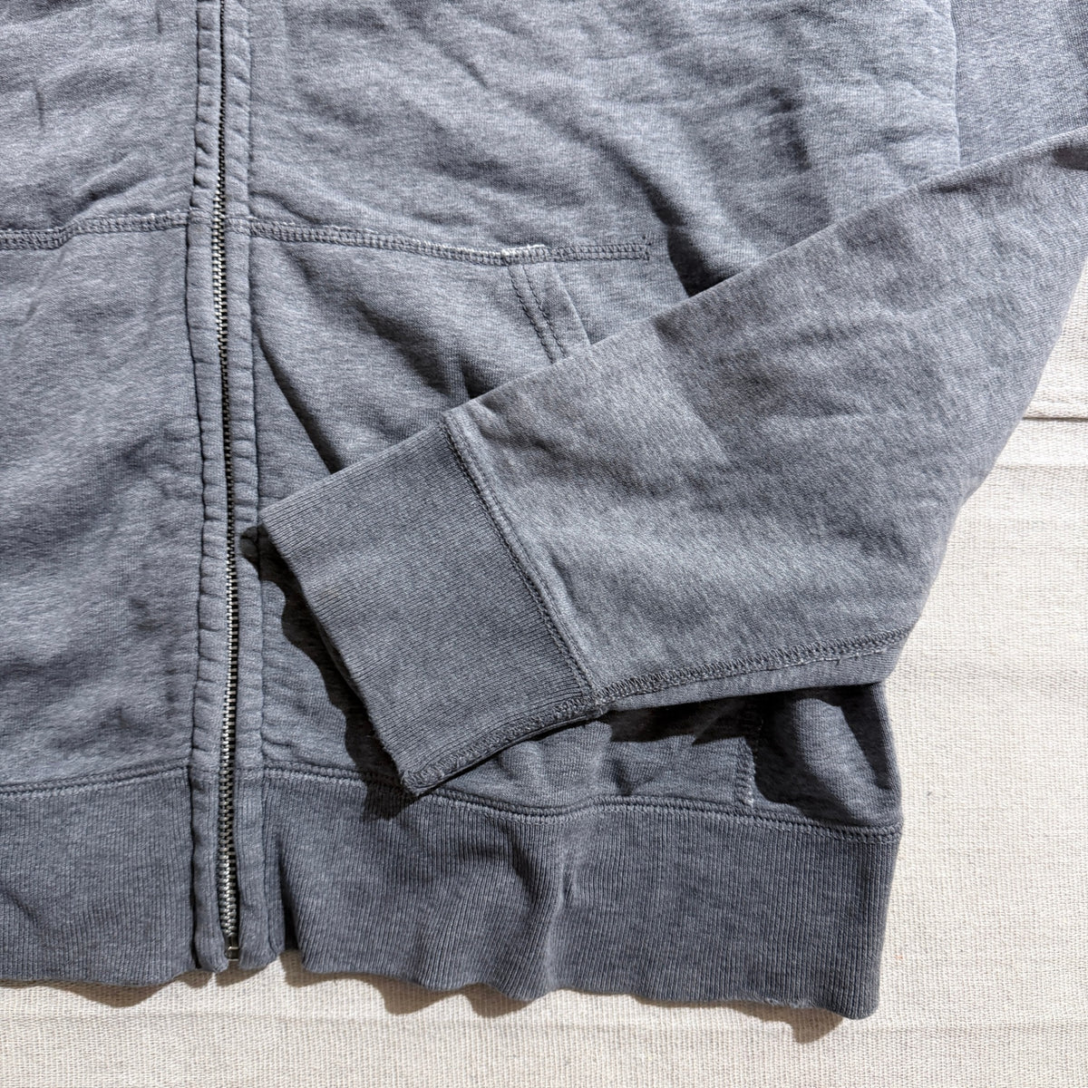 Gap Arch Logo Full-Zip Hoodie Grey Large - Image 3