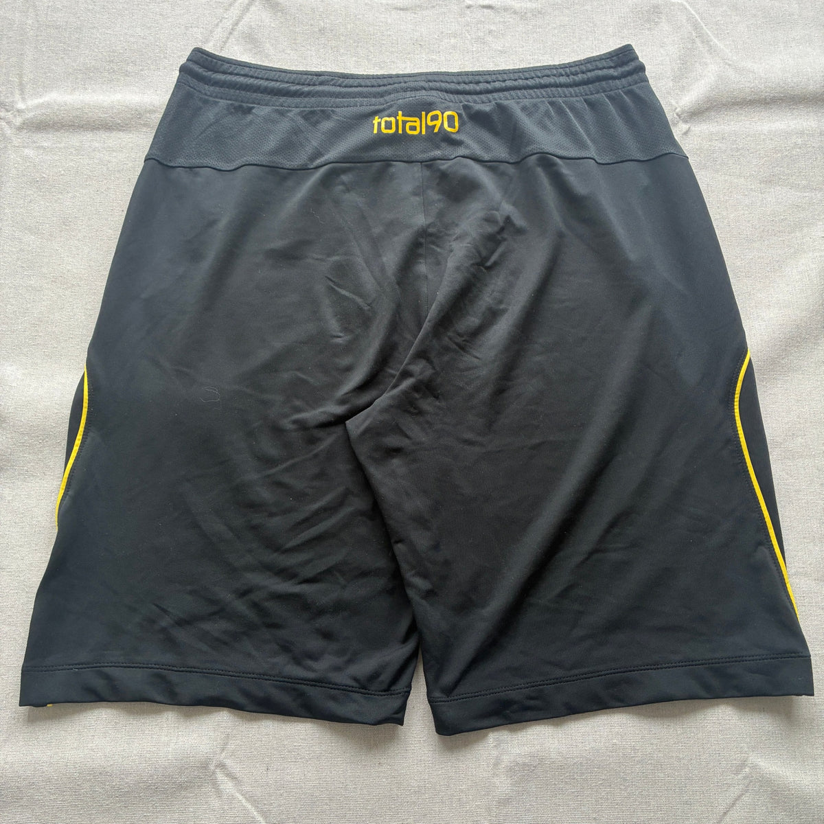 Nike Total 90 Dri-FIT Athletic Training Shorts Black Yellow Size M - Image 5